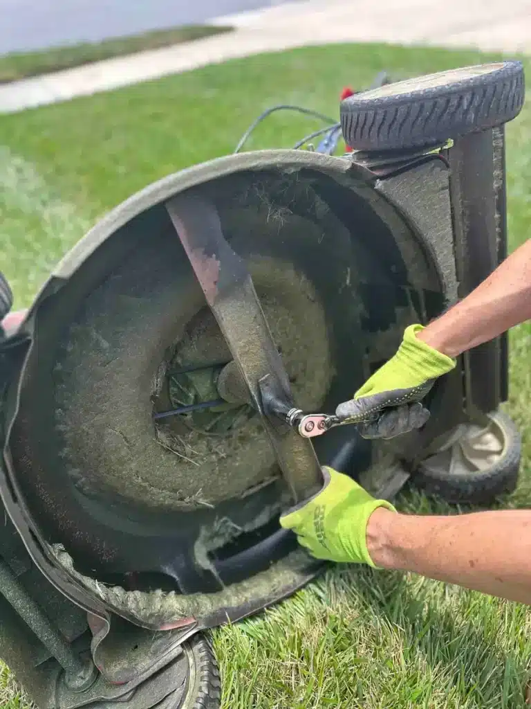 removing the blade how to sharpen lawn mower blades