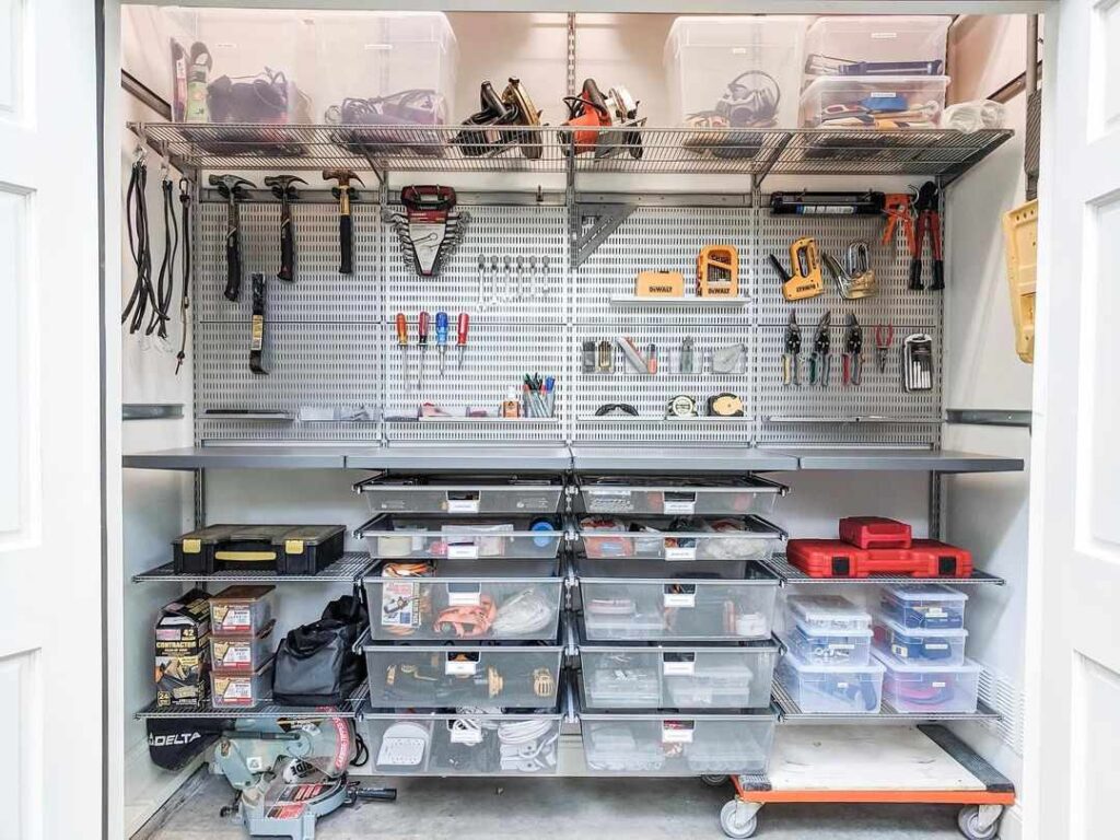 toolbox with custom compartments